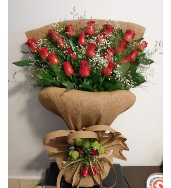 Buket içerisinde 21 adet gül